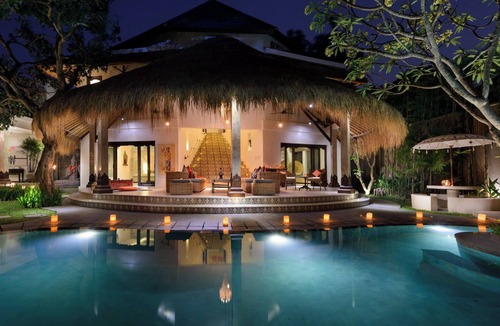 Central Seminyak Villa | Treasure in the Heart of Seminyak, a Luxury Bali Experience!