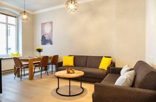 Friedrichshain Apartment | Two BR and Two BTH plus Self Checkin plus Street Parking