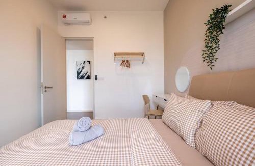Maluri Apartment | UNA Residence By Feel Home Malaysia opposite Sunway Velocity Mall
