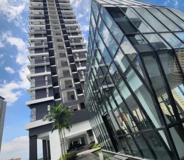 George Town Hotel | Urban Suite - George Town