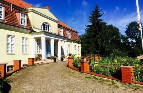 Borkow Apartment | Vacation apartment/apartment for 7 guests with 75m² in Borkow (65847)