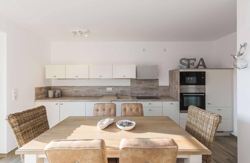 Bresewitz House | Vacation home Boddenbrise with garden, terrace and fireplace in Bresewitz
