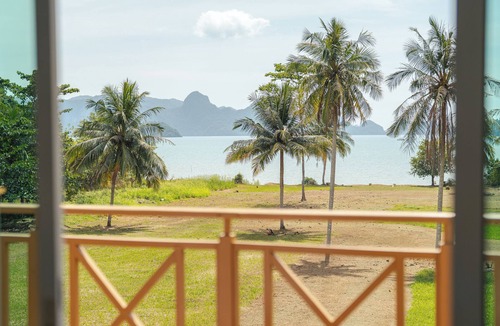 Kampung Kedawang Villa | Villa 7 - Luxury Private Pool Villa,Jacuzzi, Sauna WOW Holiday Homes