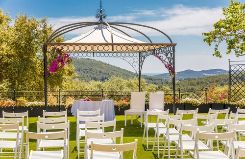 Sitges Town Center House | Villa by Natural Park | 15 mins to Sitges Beach