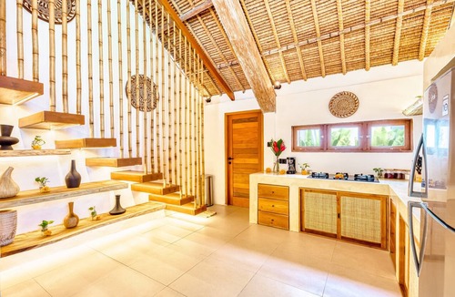 Drupadi Villa | Villa Indigo - 5-BDR, huge pool and lush garden