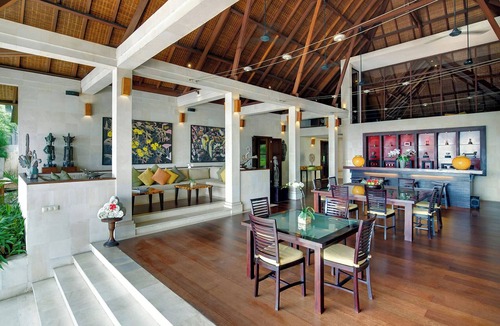 Munggu Villa | Villa Mandalay | Seseh 7BR Villa — Panoramic Pool & Chef