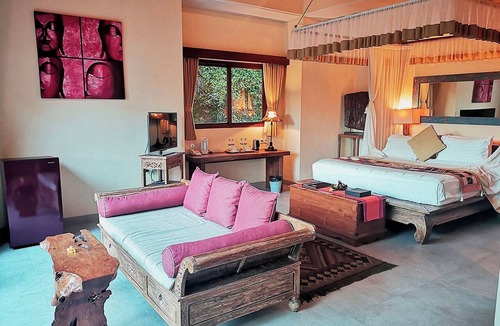 Penestanan Hotel | Villa Nirvana