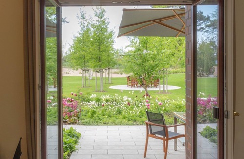Hohe Dune Apartment | Villa Schmidt Warnemünde I: Traumhaftes Apartment mit Wellness Direkt am Meer