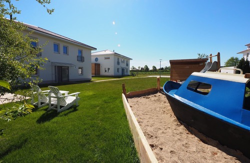 Hohen Wieschendorf House | Villa Wassergeist with private swimming pool