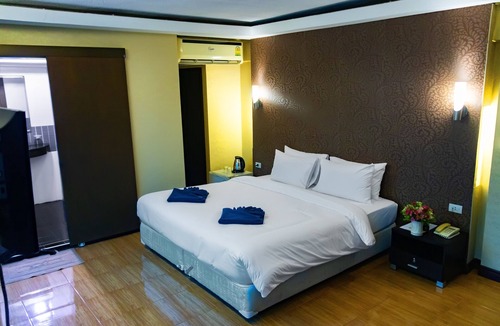 Ratchathewi Hotel | Visiting Card Hotel & Resort