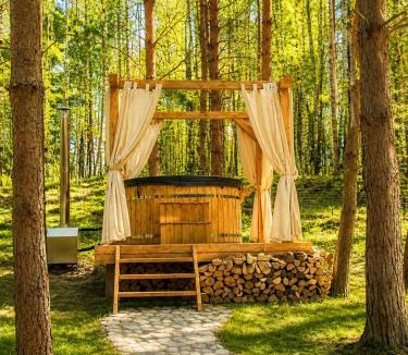 Dzwierzuty House | W Sam Las Komfortowy domek na skraju lasu z gorącą balia