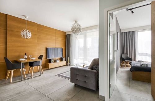 Powazki Apartment | Warsaw Night Apartments Arkadia