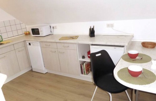Mahlow Apartment | Wohung mit Balkon und Garten nahe Stadtgrenze by Interhome
