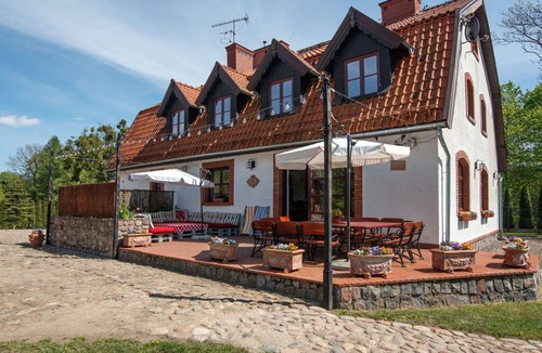 Grunwald House | Wonderful private villa with hot tub, WIFI, TV, terrace, pets allowed and panoramic view