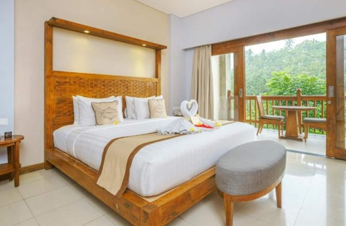 Kelusa Hotel | Your private excursion in Ubud, calm and peaceful atmosphere throughout the resort