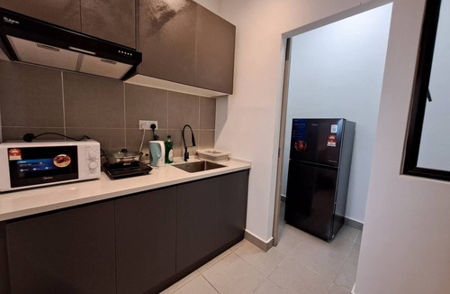 Nilai Apartment | Youth City Residence/3 Room/KLIA/Nilai/Pool