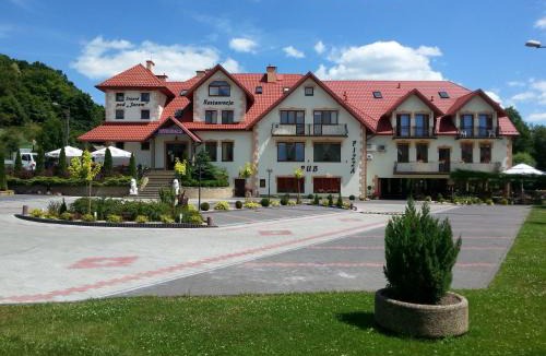 Baltow Hotel | Zajazd pod Jarem