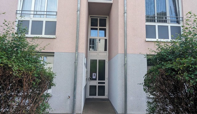 1 room apartment near Berlin including garage/bicycle. Single use.