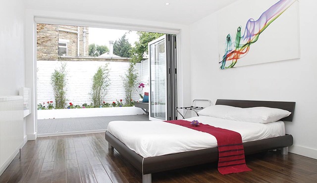 2BR Garden Flat | Central London | Quiet Area