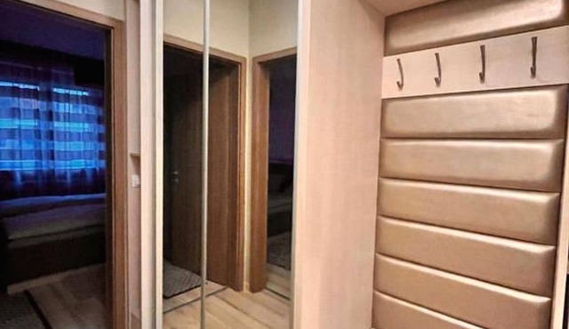 3 bedroom Apartment close to Corvin boulevard