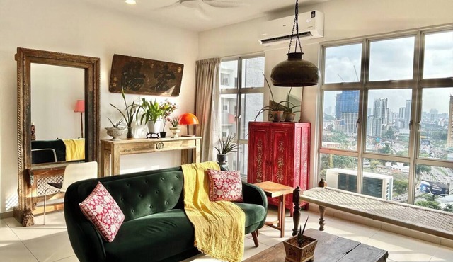 3BR - KL Sentral - L21 Modern Vintage - City View