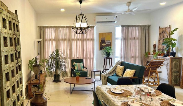 3BR - KL Sentral - L26 Modern Vintage - City View