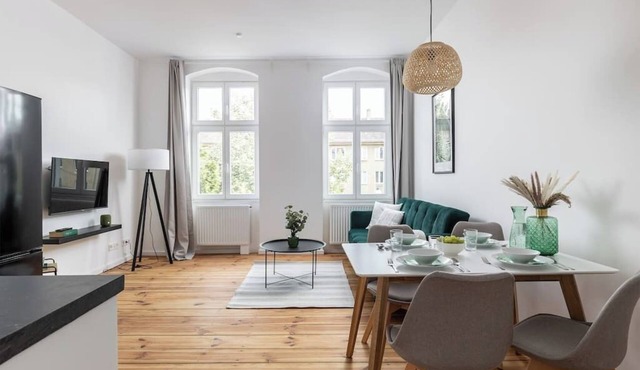 75sqm flat 1st occupancy, near centre & PrenzlBerg