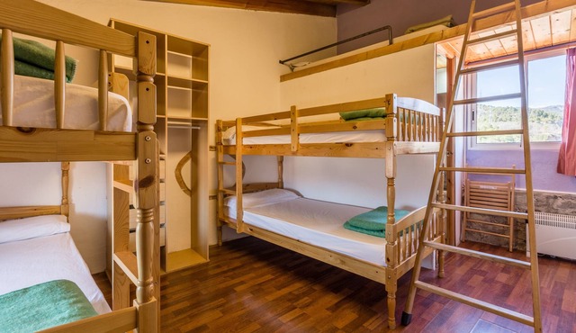 Alberg La Solana - 34 - Quadruple Room (4 - 5 Guests)