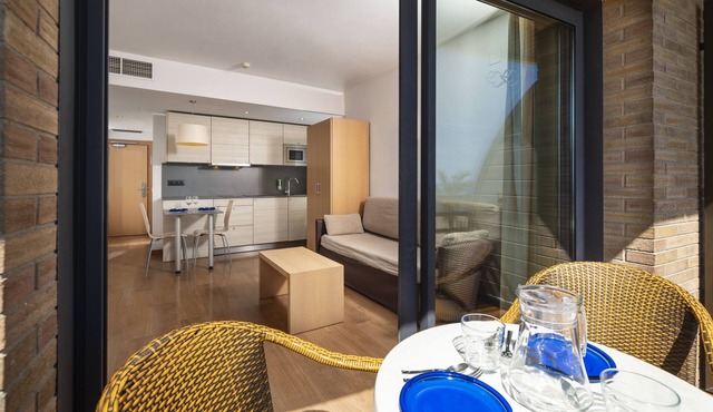 Almirall Apartaments