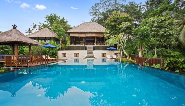 Amori Villas