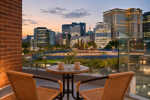 Anguk House # Private 2F-3F Rooftop # Gyeongbokgung 1min # Bukchon