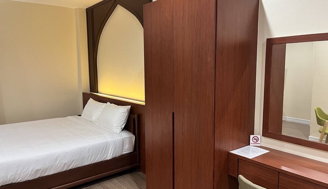 Anwari Hotel