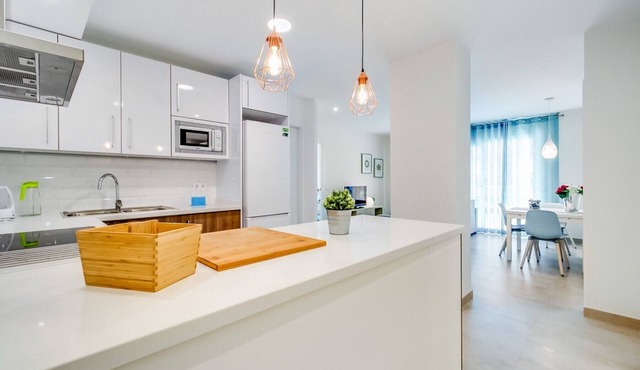 apartamento a 200 metros de la playa de blanes. wiifi gratis.