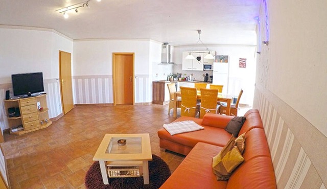 Apartment 'Ferienbauernhof - Ferienwohnung 5' with Private Terrace, Shared Garden and Wi-Fi