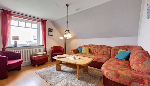 Apartment 'Flut' with Shared Garden and Wi-Fi in Hallig Langeneß