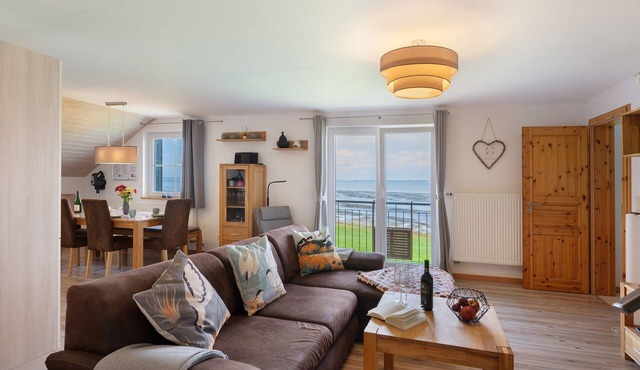 Apartment 'Watt'nblick' with Sea View, Shared Garden and Wi-Fi