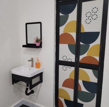 AQIFA ROOMSTAy