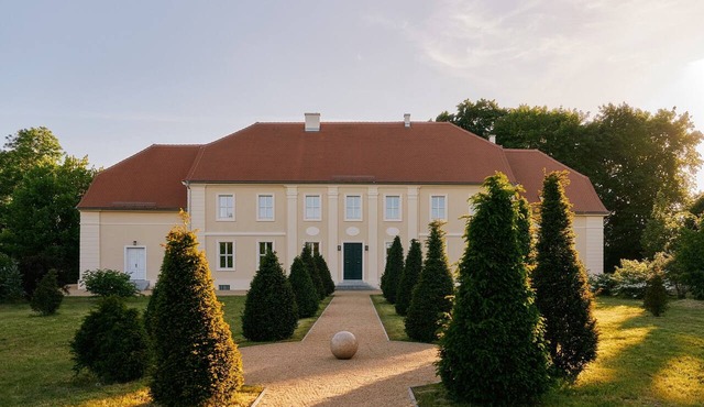 Arboris – Historisches Gutshaus mit privatem Park am Naturschutzgebiet.