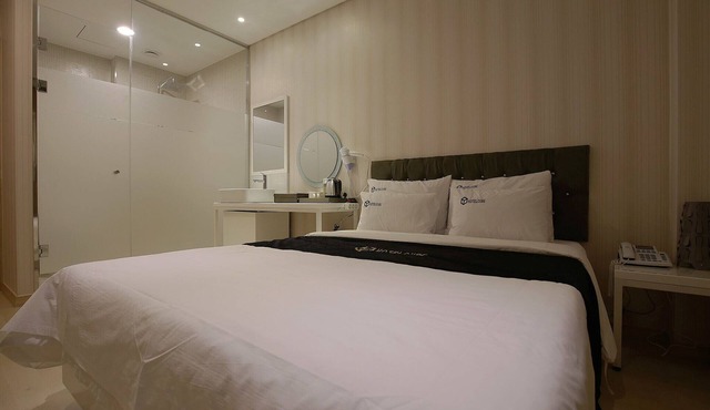 Asan Hotel Cube