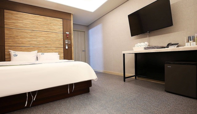 Asan Hotel