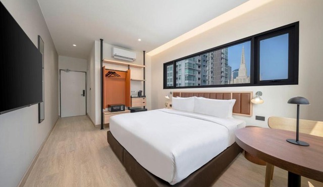 Asoka Hotel at Asoke Makkasan