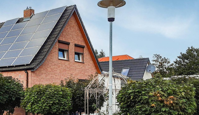 Awesome home in Neubrandenburg with WiFi