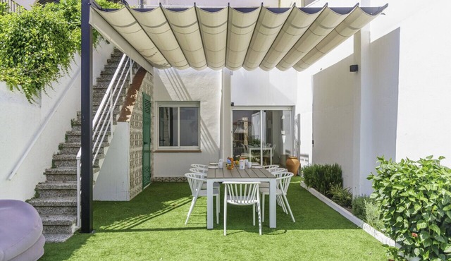 ❤ BEACH HOUSE- CLOSE TO BARCELONA, FREE AC &WiFi