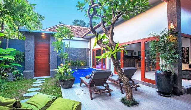 BEACHSIDE Seminyak - Villa Ellen - SENSATIONAL REVIEWS - 250metres to the Beach
