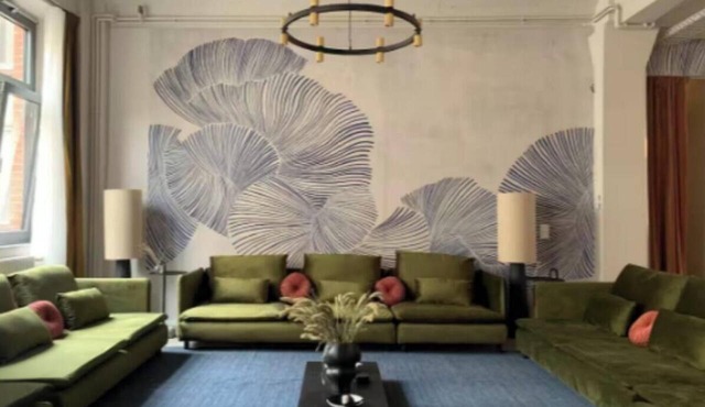 Beautiful 9-bedroom apartment in vibrant Berlin perfect for groups