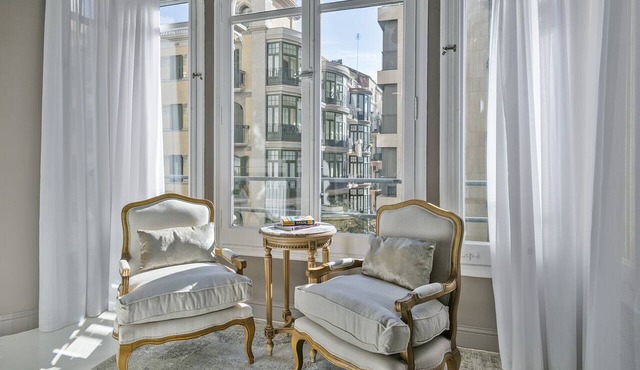 Biggest Luxury Rambla Catalunya