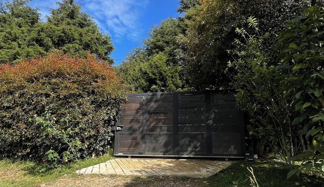 Bio Cabin