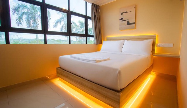 Blenz Hotel