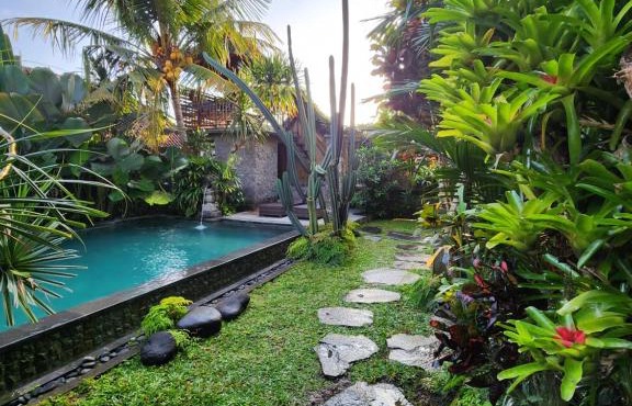 BUDA AMITABA in Ubud