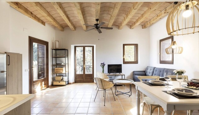 Can Morei - El Jardí. Gran Apartamento 4/5personas